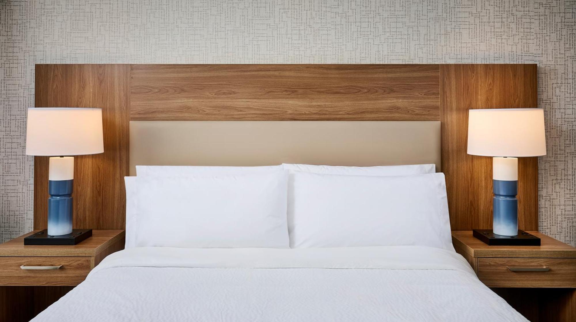 Candlewood Suites Burlington Conference Centre By Ihg Zewnętrze zdjęcie